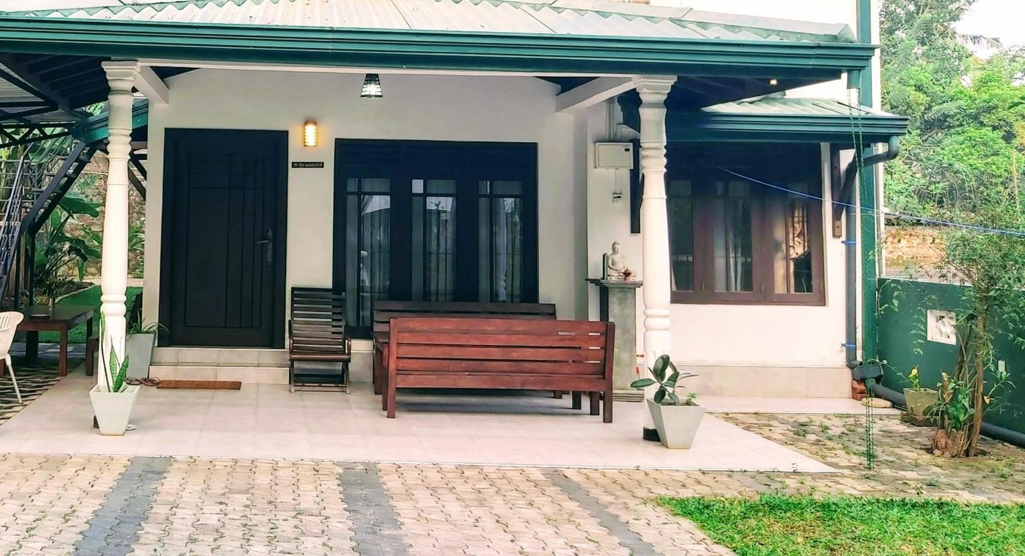 Villa Senan - 2 Apartments - Mirissa Szoba fotó